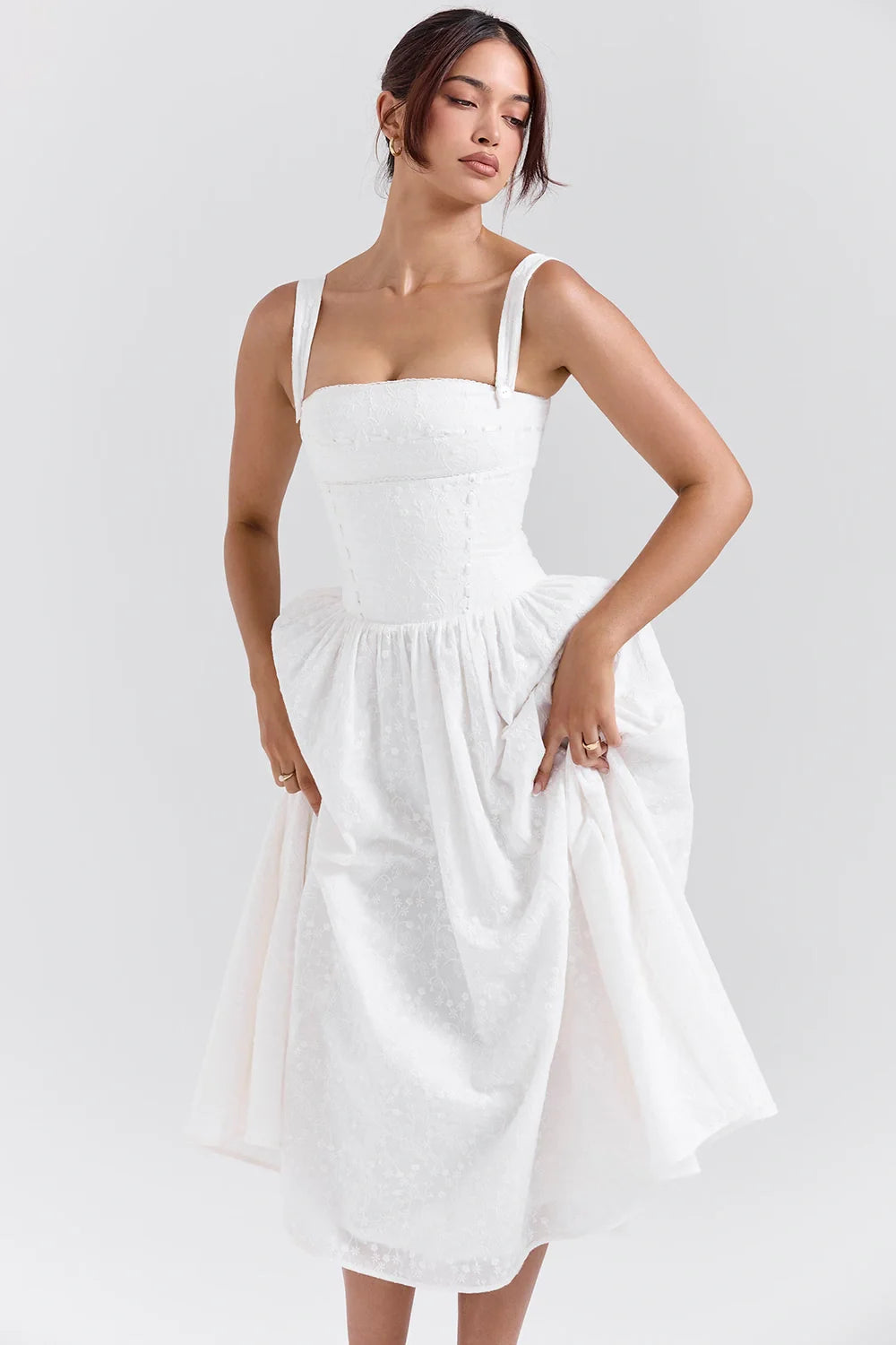 Women's Gingham Sweetheart Neck Smocked Bodice Flared Midi Dress with Pockets