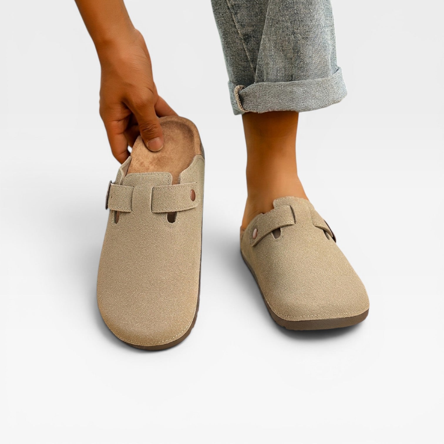 Men's cork footbed slip-on clogs - black
