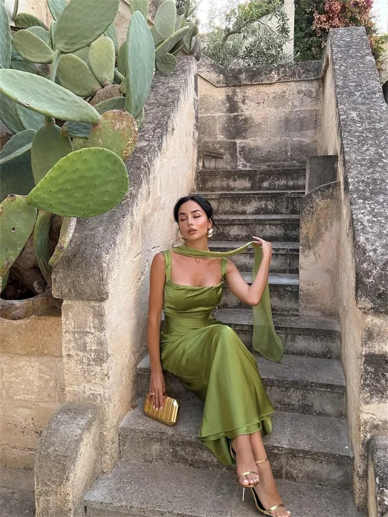 Women's Green Cowl Neck Sleeveless Fitted Maxi Evening Dress Wedding Guest