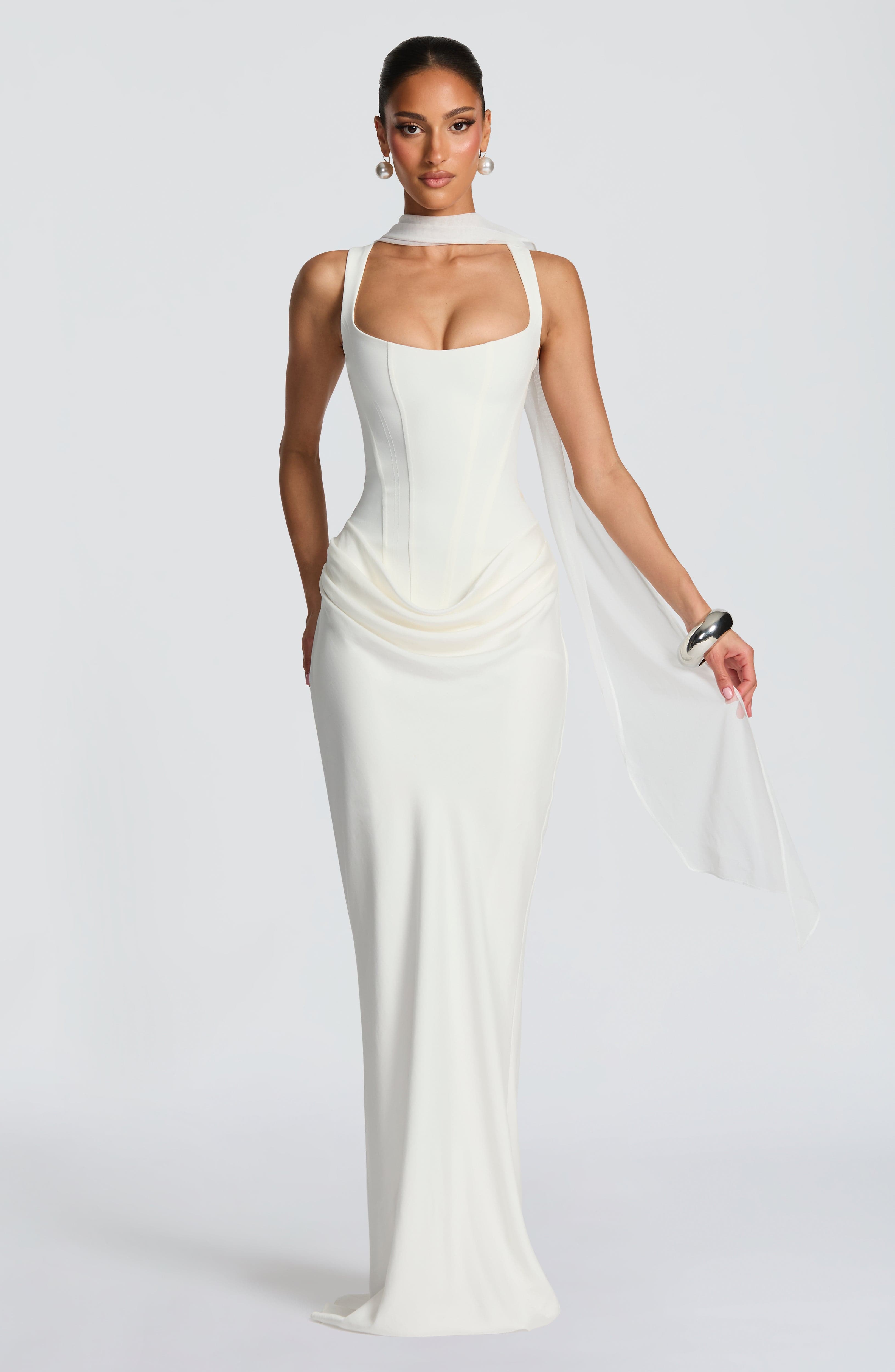 Women's Spaghetti Strap Scoop Neck Ruched Side Fitted Mermaid Maxi Evening Dress