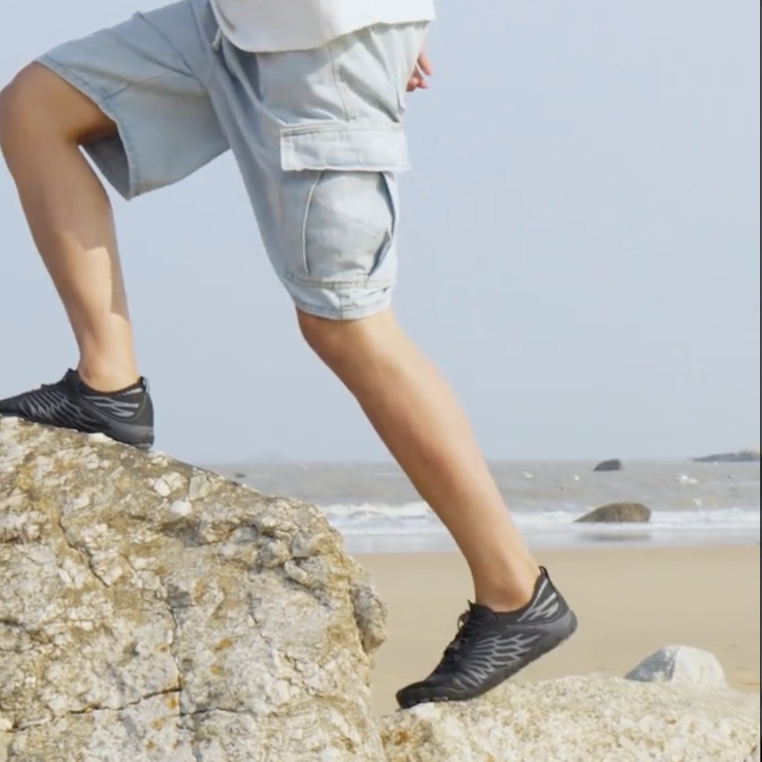 Men's barefoot mesh trainers breathable upper side view