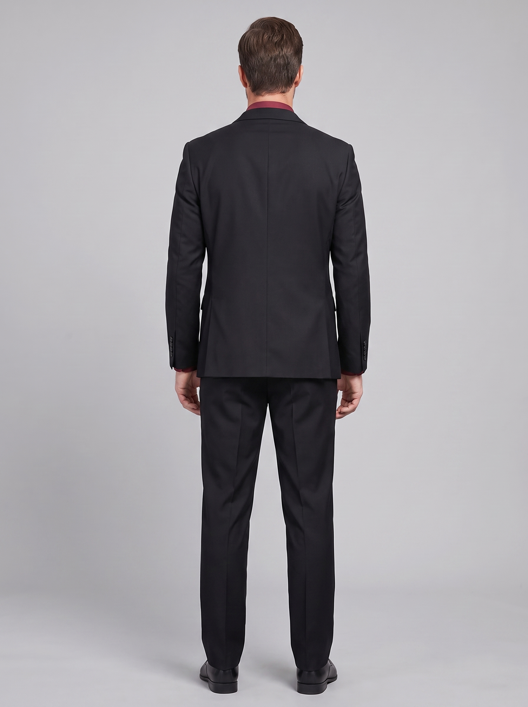 Men's slim fit formal suit view 3