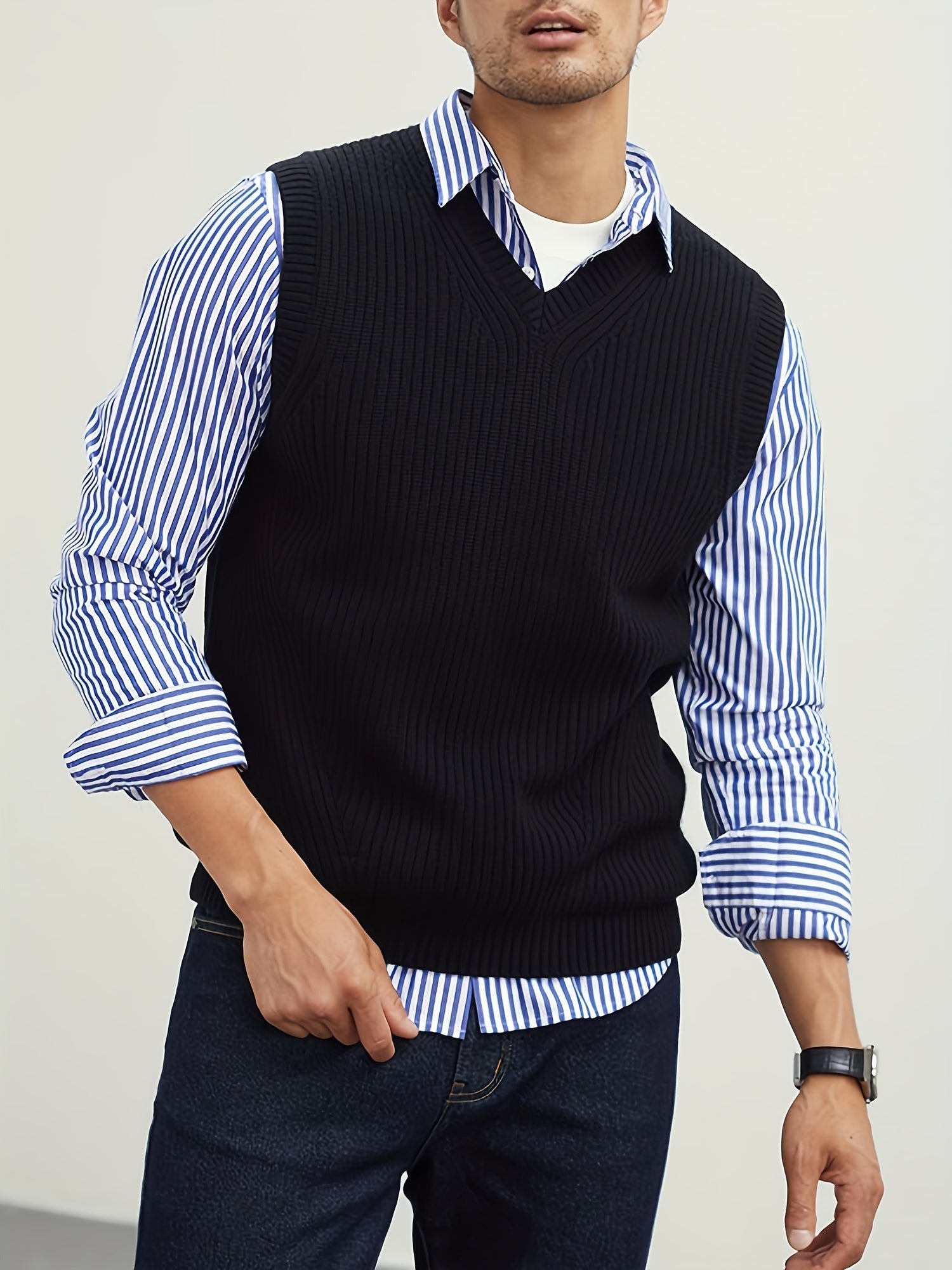 Men's V-Neck Sweater Vest - photo 4