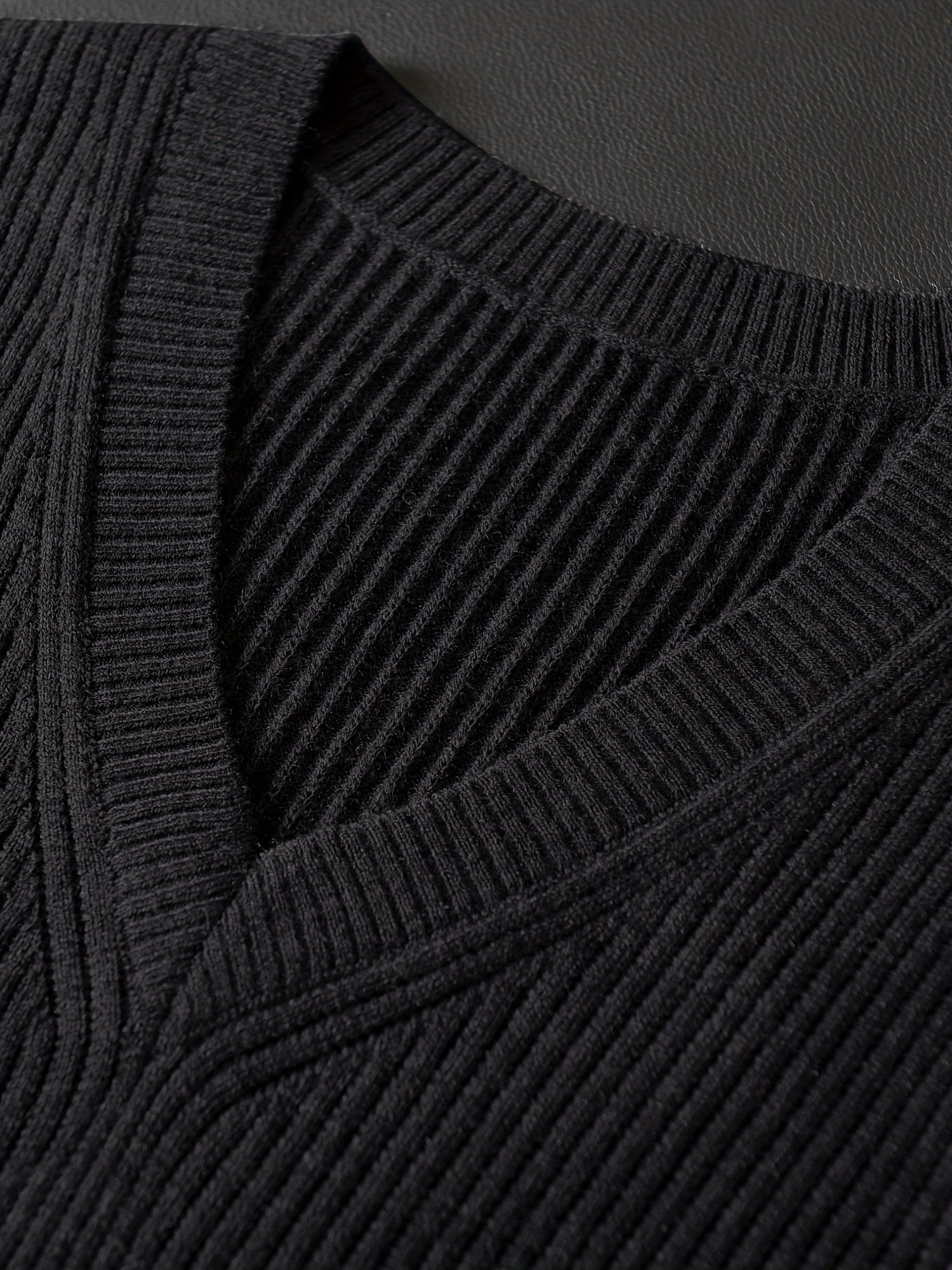 Men's V-Neck Sweater Vest - photo 5