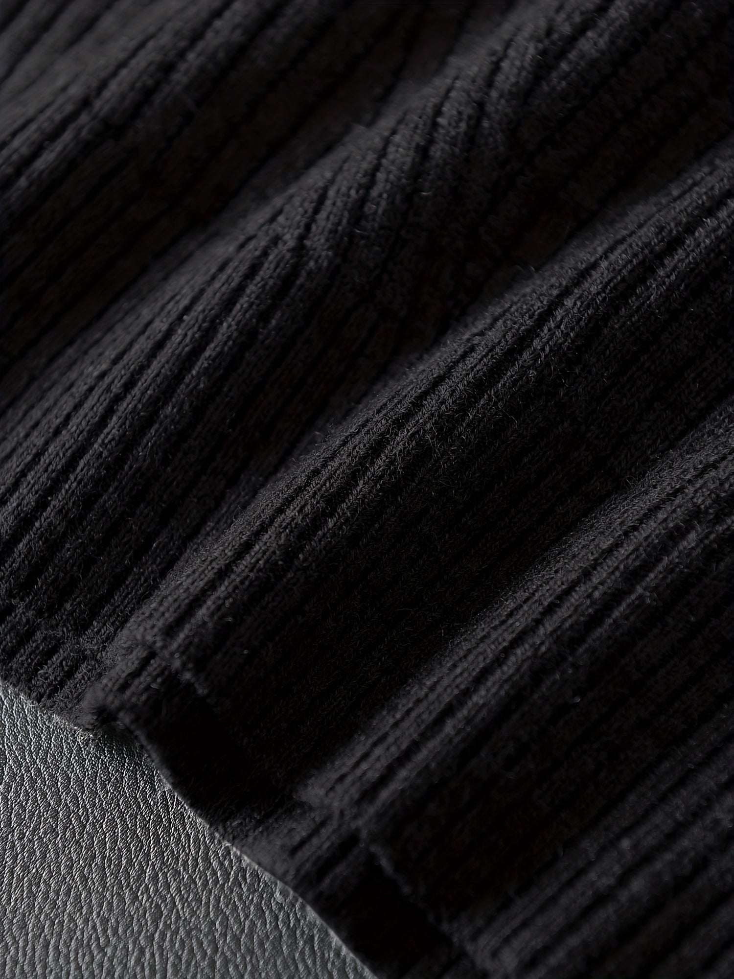 Men's V-Neck Sweater Vest - photo 7