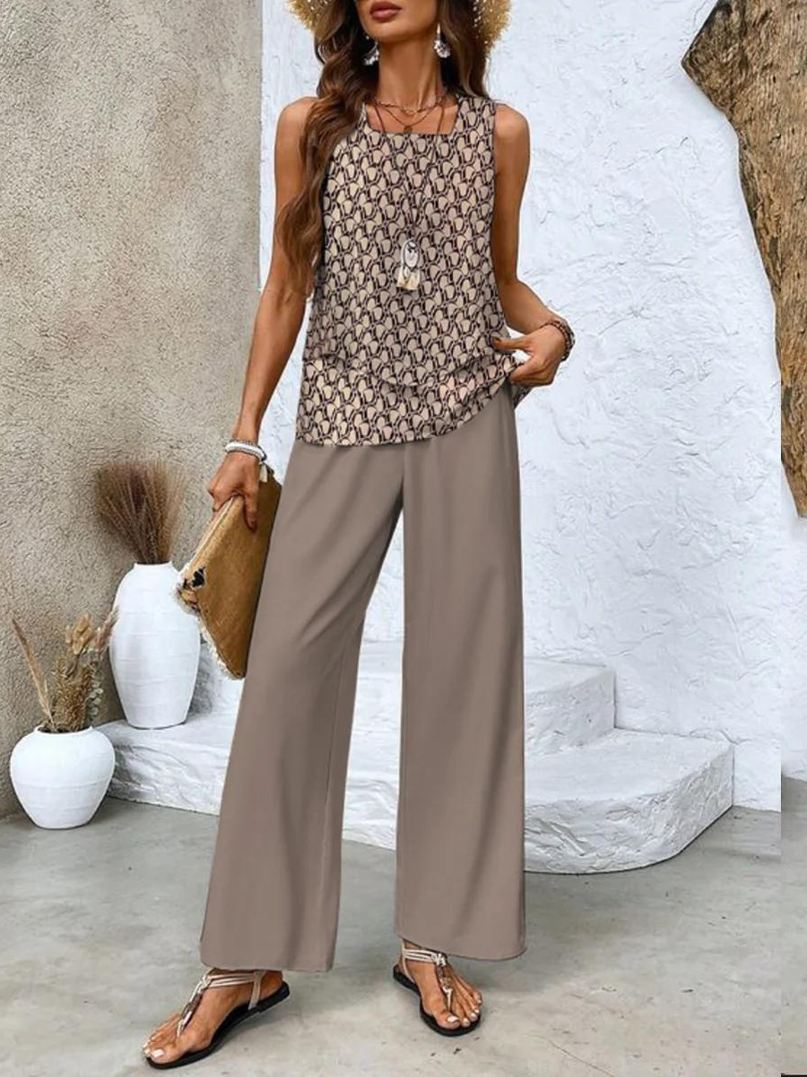 Women's relaxed two-piece casual set - back view