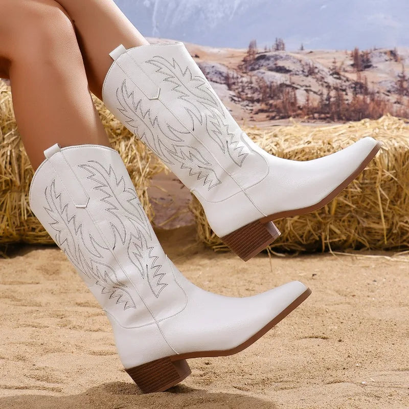 Women's Vintage Chunky Heeled Cowboy Boots - photo 2